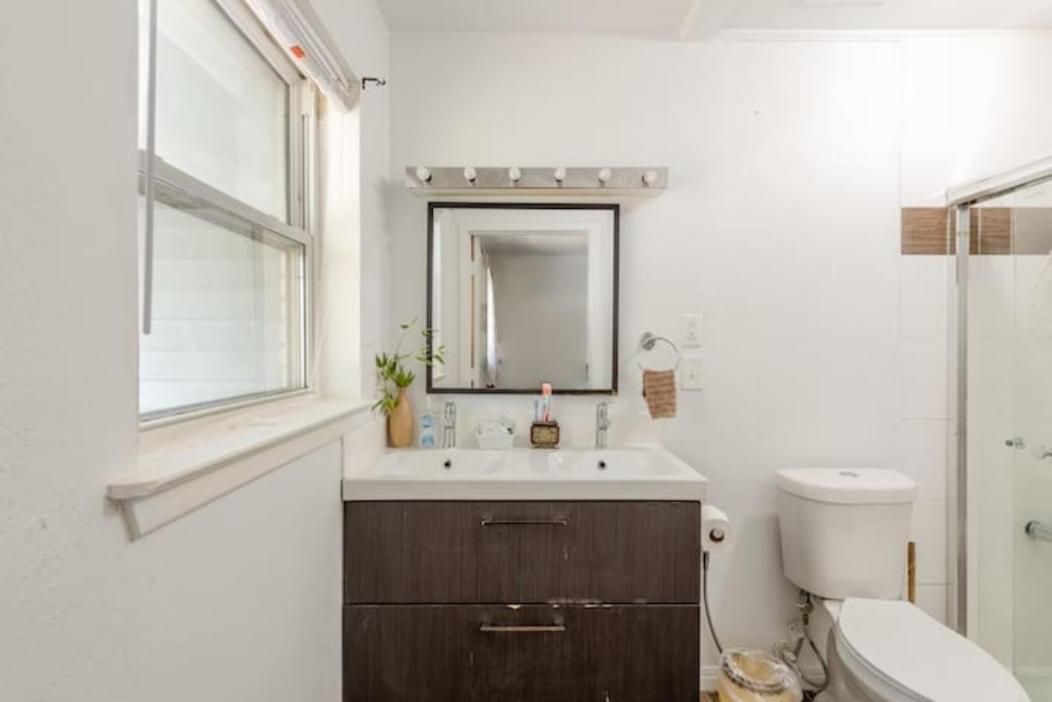 Oasis 3 Near Dfw Airport With Mediterranean Setting Irving Eksteriør billede